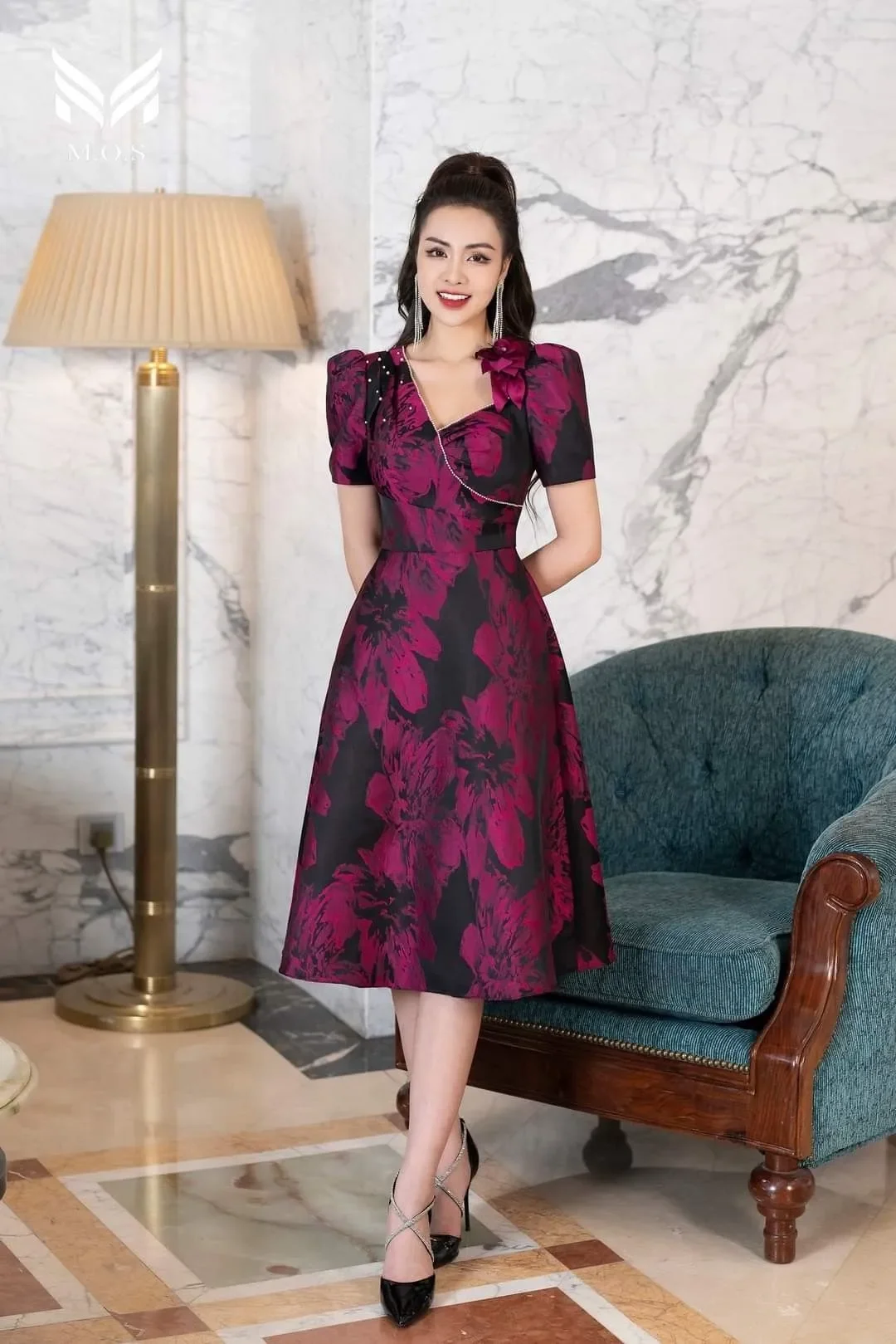 Đầm trung niên tôn dáng trẻ trung