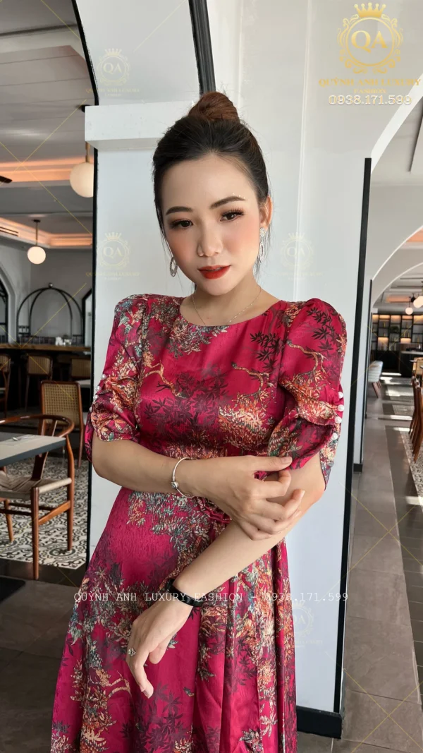 Váy Đầm Xoè Hoa Tone Hồng Đậm Đẹp Sang Trọng Cao Cấp Akina Dress (3)