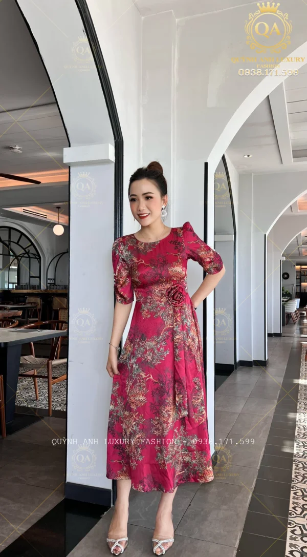 Váy Đầm Xoè Hoa Tone Hồng Đậm Đẹp Sang Trọng Cao Cấp Akina Dress